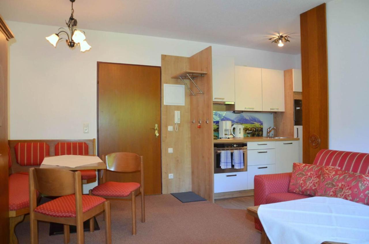 Ferienwohnungen Greiderer Walchsee Kamer foto